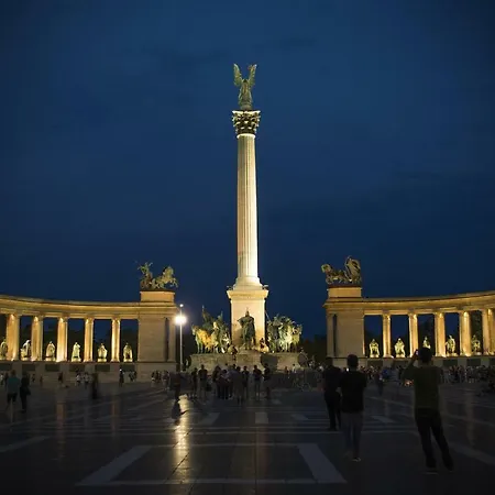 Downtown Deluxe Budapešť