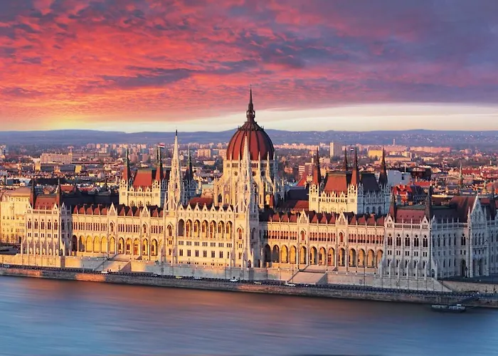 Downtown Deluxe * Budapesta